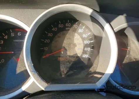 2010 Toyota Tacoma V6 из США, поврежденный, VIN 3TMLU4EN4AM040206